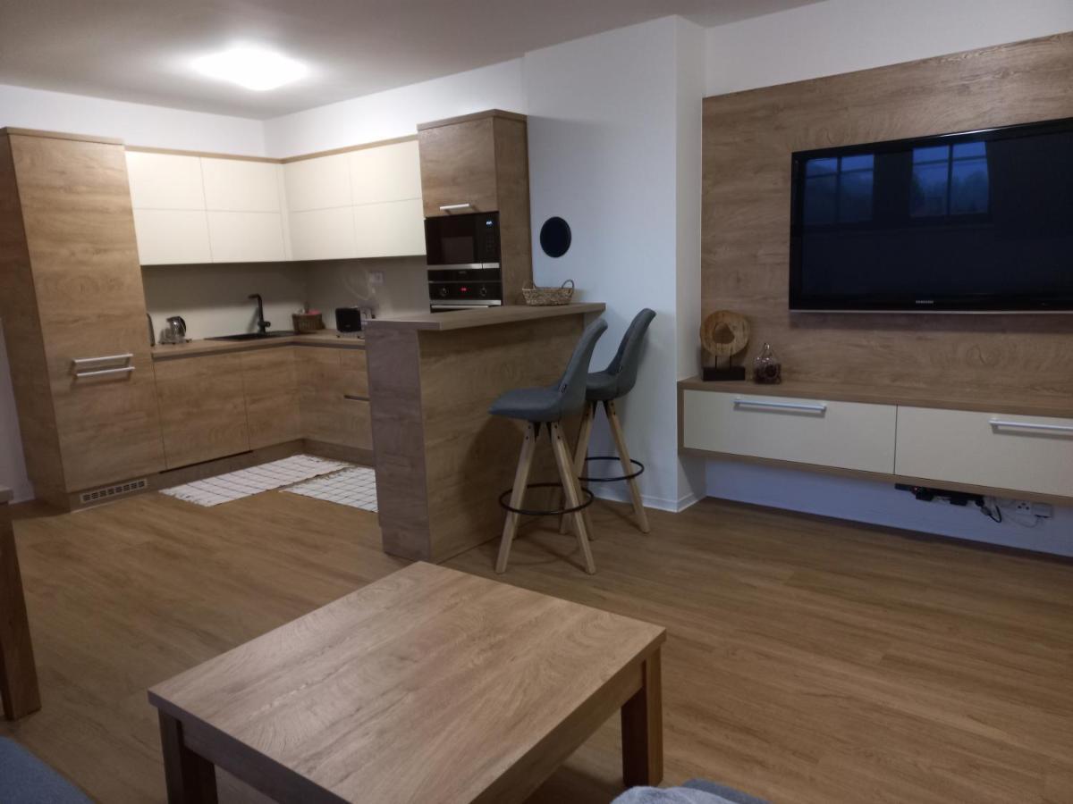 Apartman Acko Polansky Dvur - Вельке-Карловице Экстерьер фото